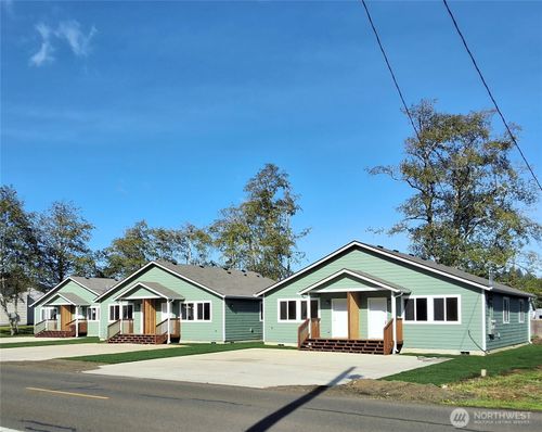 524-522 W Cushing St, Aberdeen, WA, 98520-8210 | Card Image