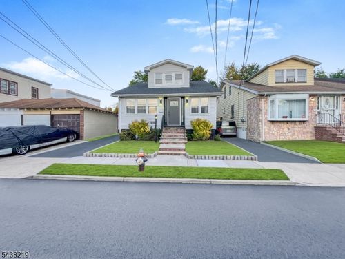258 Isabella Ave, Irvington, NJ, 07111-2660 | Card Image