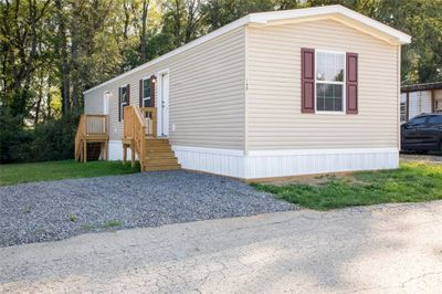 140 Roundtop Circle, House other with 2 bedrooms, 2 bathrooms and 1 parking in East Huntingdon PA | Image 1