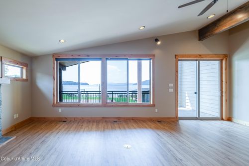 b10-52 Palouse Dr, Nordman, ID, 83848-9712 | Card Image