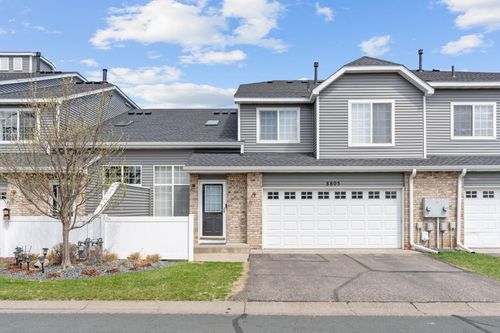 8805 Hastings Cir Ne, Blaine, MN, 55449-4507 | Card Image