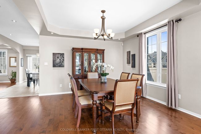 831 Dalkena Pl, House other with 4 bedrooms, 4 bathrooms and 4 parking in Nepean ON | Image 8