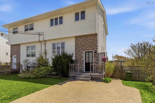 31 Cannon Cres, Eastern Passage, NS, B3G1E9 | Card Image