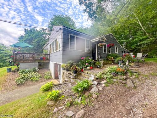 63 Van Horn Rd, Fredon Twp, NJ, 07860-5118 | Card Image