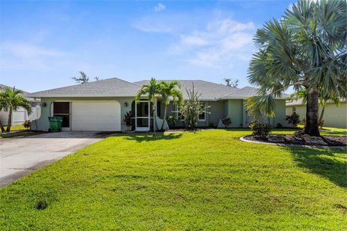 206 Porto Velho St, PUNTA GORDA, FL, 33983-5428 | Card Image