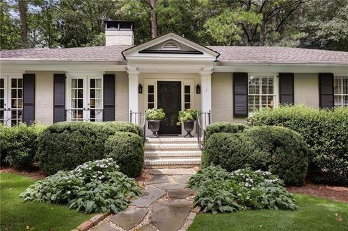 349 Pineland Rd Nw, Atlanta, GA, 30342-4020 | Card Image