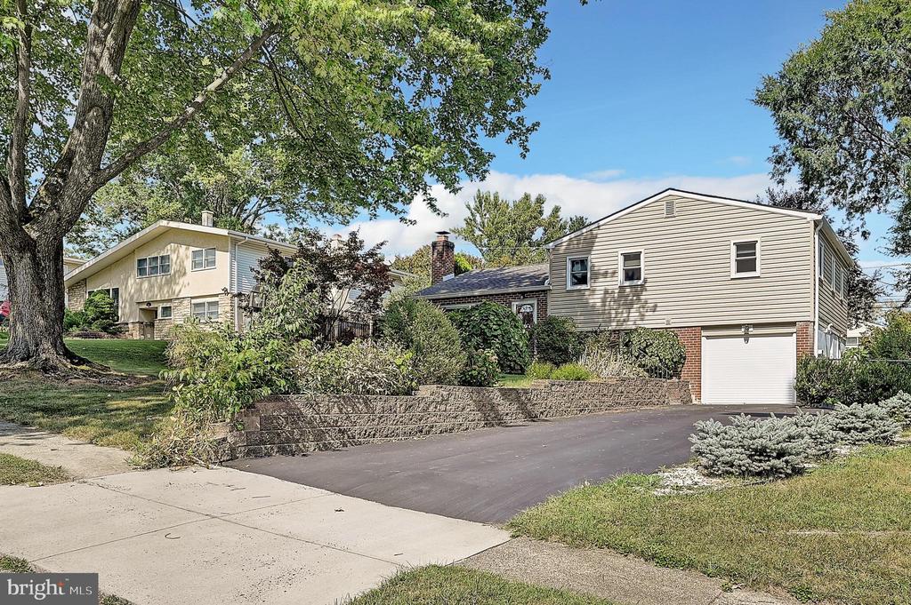 Gawain Rd, Plymouth Meeting, PA 19462