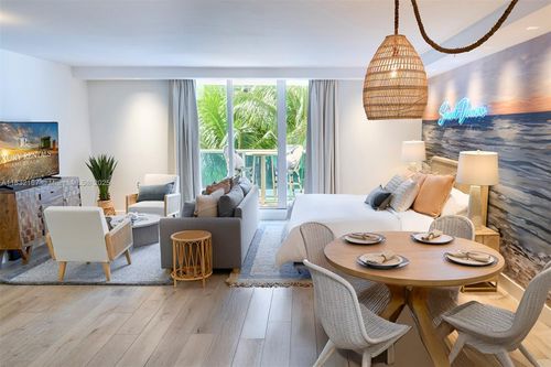 apt-329-2301 Collins Ave, Miami Beach, FL, 33139-1610 | Card Image