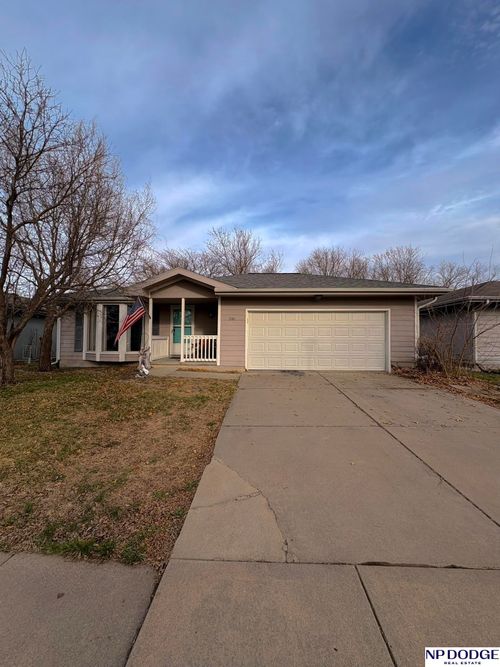 2140 Sw 16th St, Lincoln, NE, 68522-2424 | Card Image