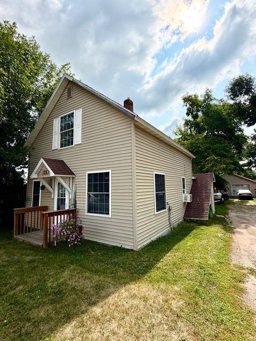 109 Main Ave S, New York Mills, MN, 56567-4413 | Card Image