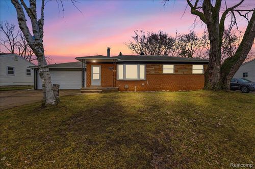 2160 Phillips Rd, Auburn Hills, MI, 48326-2445 | Card Image