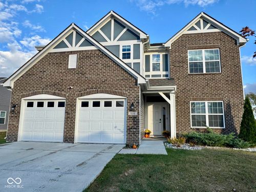 8216 Ambrosia Ln, Pendleton, IN, 46064-1372 | Card Image