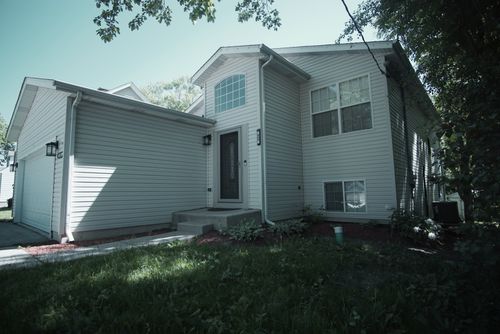 425 Keller Ave, Waukegan, IL, 60085-5029 | Card Image