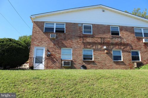 10712 Gifford Ave, PHILADELPHIA, PA, 19116-3309 | Card Image