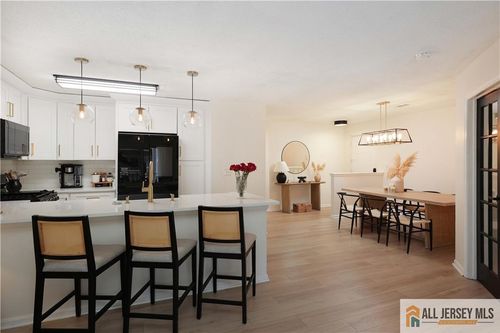 622-622 Edpas Rd, New Brunswick, NJ, 08901-3810 | Card Image