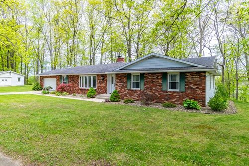 120 W Bellefontaine Rd, Pleasant Lake, IN, 46779-9554 | Card Image