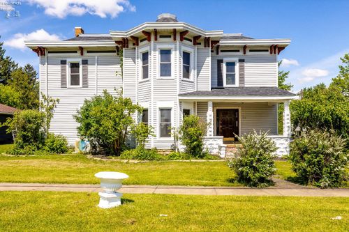 30 Seneca St, Attica, OH, 44807-9039 | Card Image