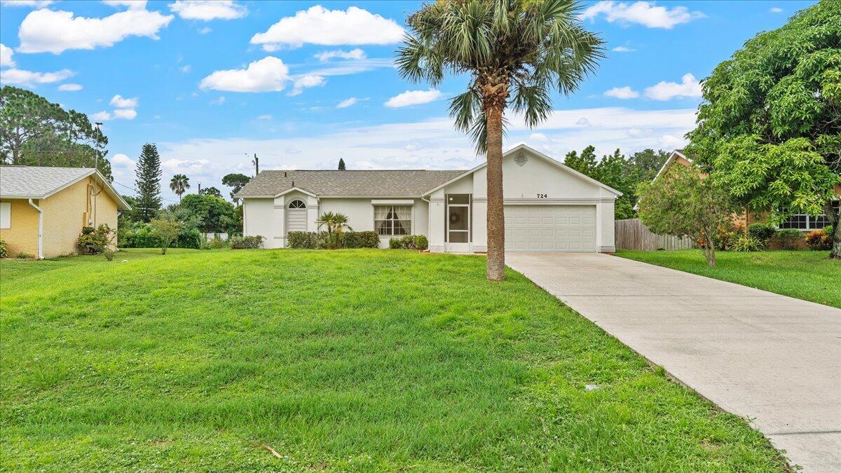 Seven Gables Cir, Palm Bay, FL 32909