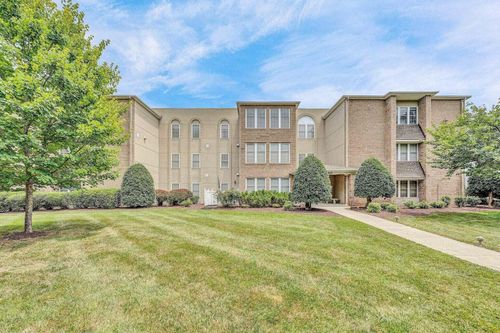 209-4865 Glen Ivy Ln Sw, Roanoke, VA, 24018-7109 | Card Image