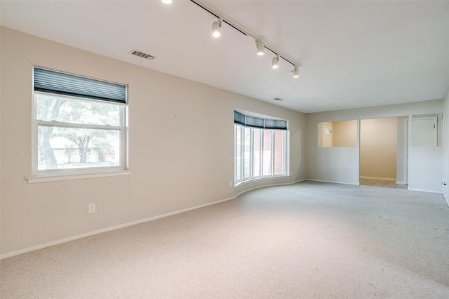 6237 Whitman Ave, House other with 4 bedrooms, 3 bathrooms and null parking in Fort Worth TX | Image 7
