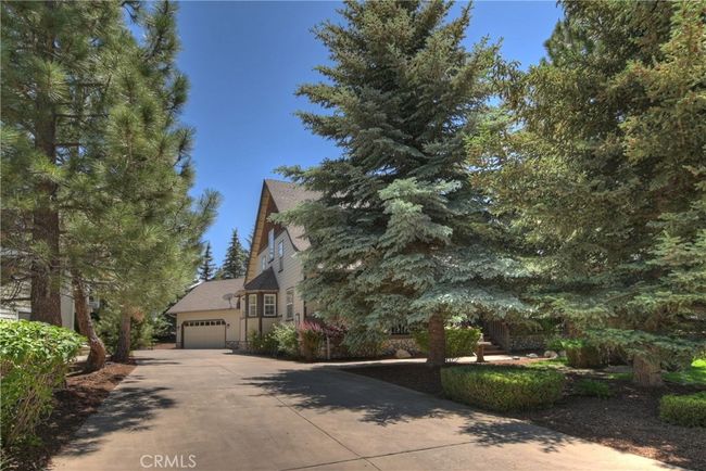 375 Meadow Cir N, House other with 4 bedrooms, 3 bathrooms and 2 parking in Big Bear Lake CA | Image 54