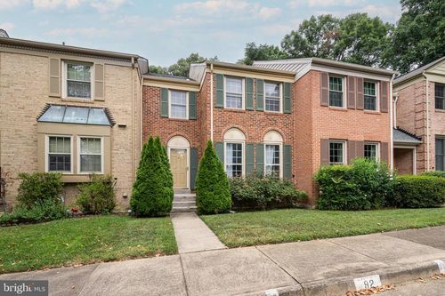 5465 Cheshire Meadows Way, FAIRFAX, VA, 22032-3217 | Card Image