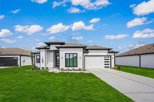 1515 Waco St, Dayton, TX, 77535-1645 | Card Image