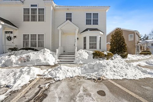 90-90 Turtle Brook Rd, Canton, MA, 02021-2776 | Card Image