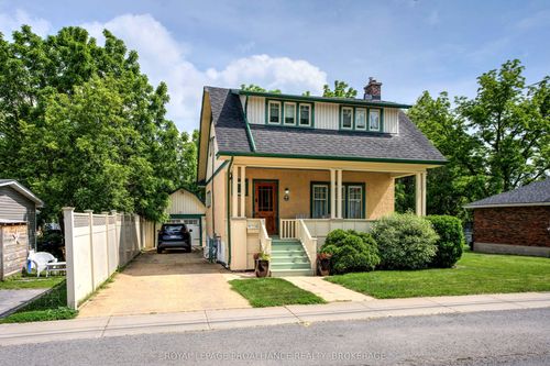 12 Thomas St W, Napanee, ON, K7R2G7 | Card Image