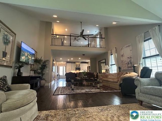 1051 Resolution Dr, House other with 3 bedrooms, 3 bathrooms and null parking in Bethlehem PA | Image 11