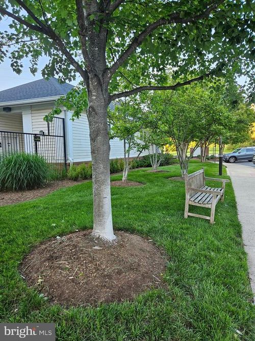 apt-103-5600 Bloomfield Dr, ALEXANDRIA, VA, 22312-2519 | Card Image