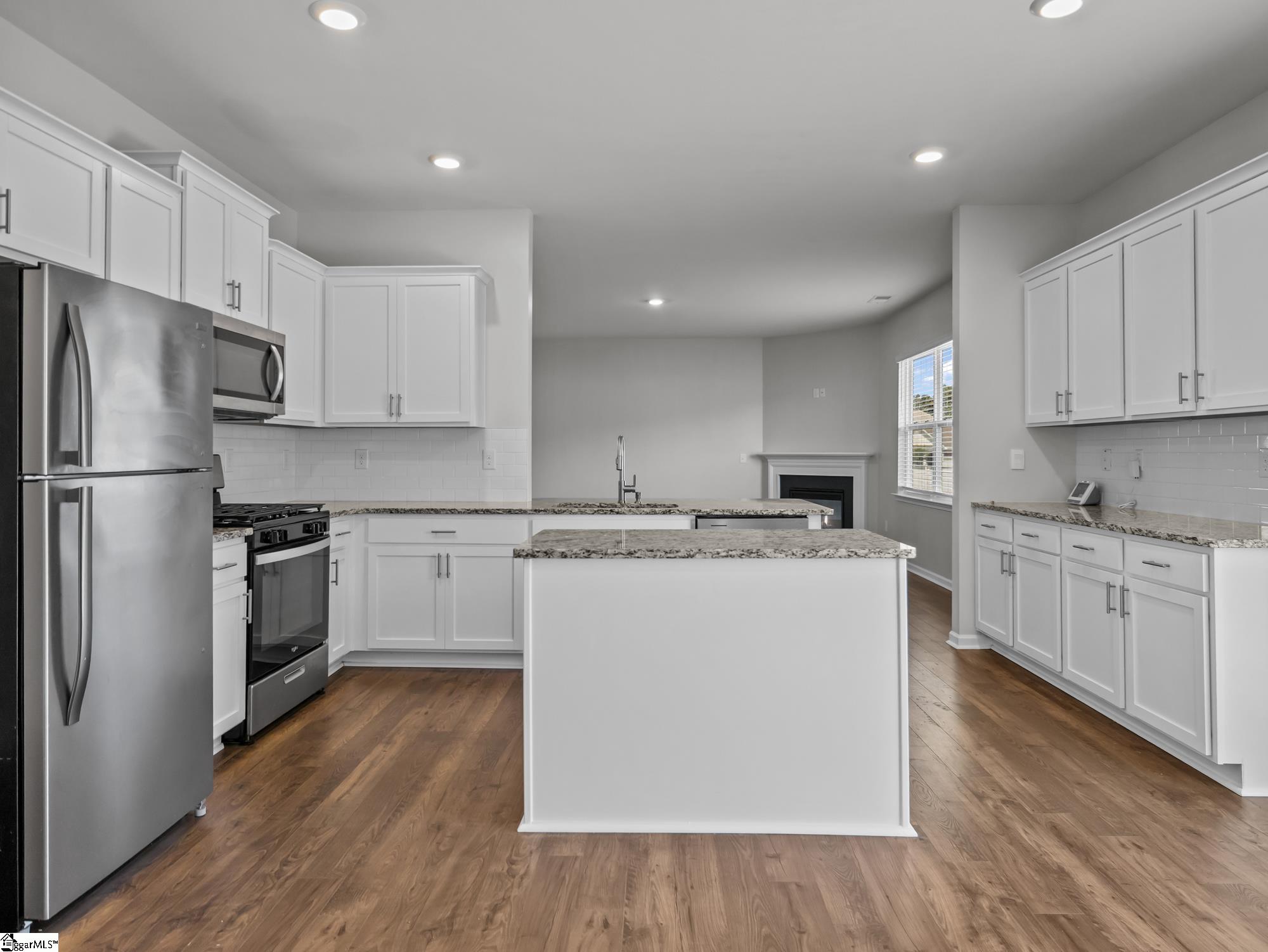 Residential in Lyman 4