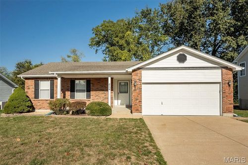 2138 Elephant Walk, Imperial, MO, 63052-2181 | Card Image