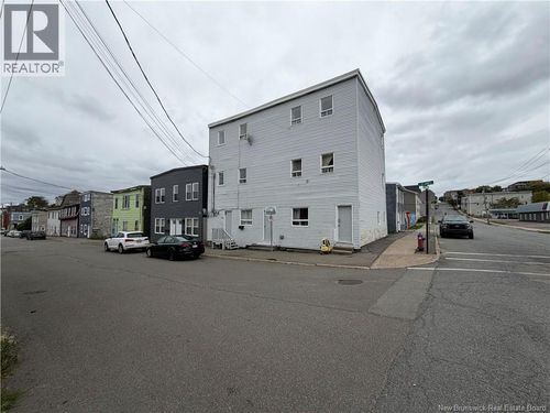 173 St James St, Saint John, NB, E2L1V9 | Card Image