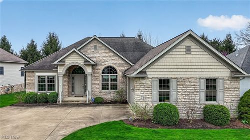 734 Homestead Pointe Drive, Orrville, OH, 44667 | Card Image