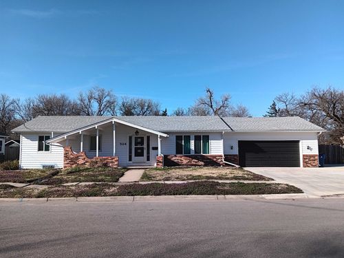 524 W 1st St, Valley Center, KS, 67147-2403 | Card Image