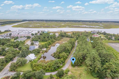 4042 Barnes Blf, Southport, NC, 28461-7448 | Card Image