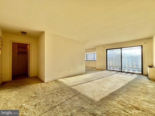 apt-402-8830 Piney Branch Rd, SILVER SPRING, MD, 20903-3512 | Card Image