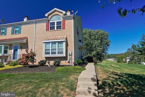 29 Stafford Sq, BOYERTOWN, PA, 19512-9740 | Card Image