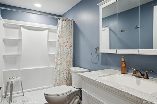 50540 Paine St, House other with 5 bedrooms, 4 bathrooms and null parking in Canton MI | Image 26