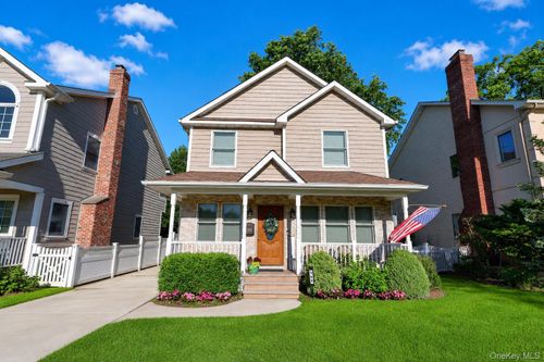 369 Euston Rd S, Garden City, NY, 11530-5303 | Card Image