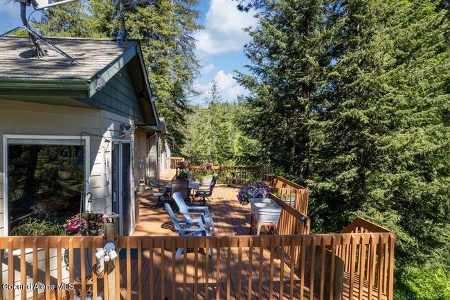 17461 N Right Fork Rd, House other with 3 bedrooms, 3 bathrooms and null parking in Hauser ID | Image 29