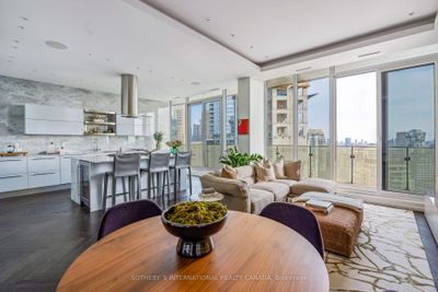 PH2A - 88 Davenport Rd, Condo with 3 bedrooms, 4 bathrooms and 2 parking in Toronto ON | Image 2