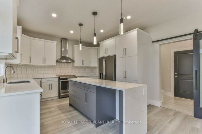 51 Elliot St, House other with 6 bedrooms, 3 bathrooms and 2 parking in Strathroy ON | Image 13