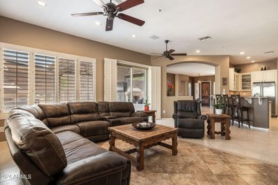 Family Room | Image 3