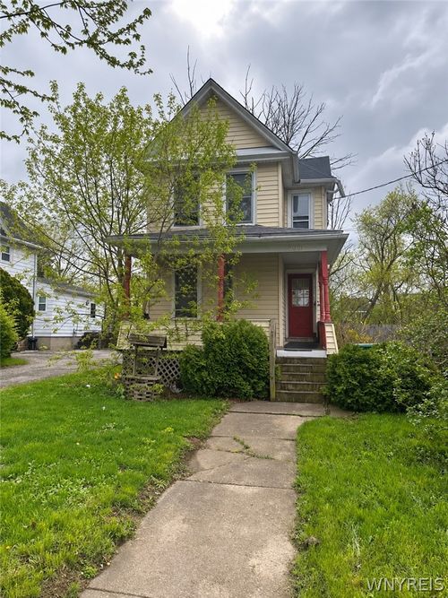 2961 Mckoon Ave, Niagara Falls, NY, 14305-1914 | Card Image