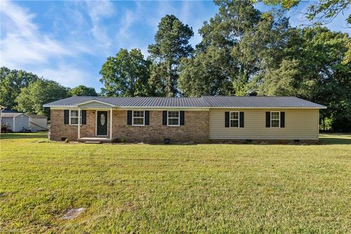 243 W Brower Ave, Liberty, NC, 27298-3122 | Card Image