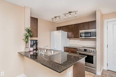 1310 - 1317 27 St Se, Condo with 2 bedrooms, 2 bathrooms and 1 parking in Calgary AB | Image 2