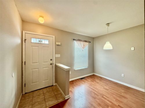71 Jordan Ln, Middletown, NY, 10940-1605 | Card Image