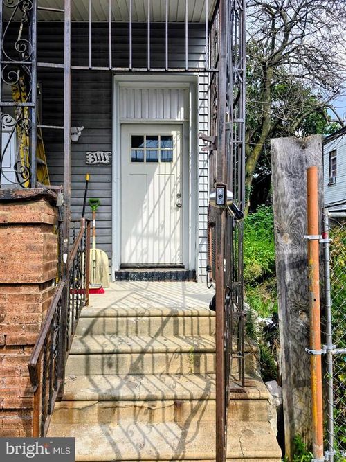 3111 N 7th St, PHILADELPHIA, PA, 19133-2417 | Card Image